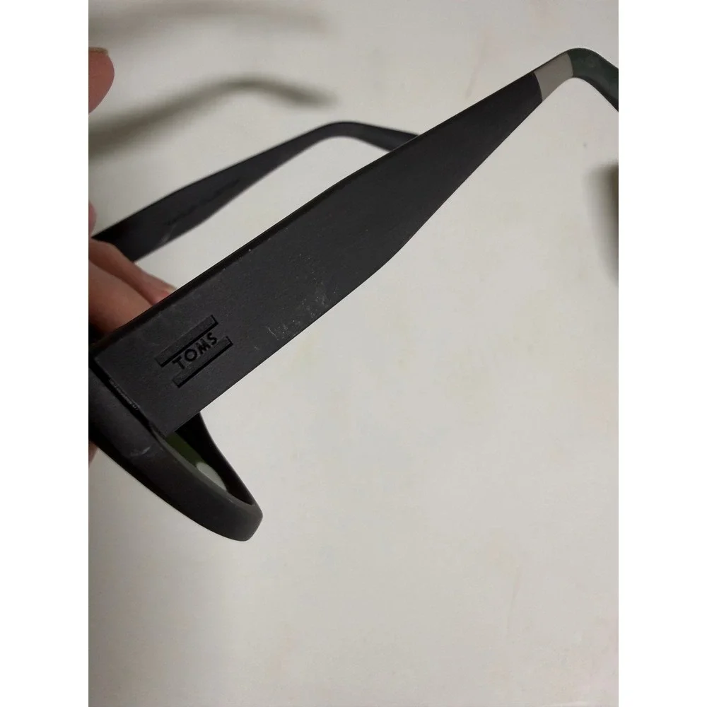TOMS Sydney Matte Black Cat Eye Sunglasses Green Lens 50-23-148